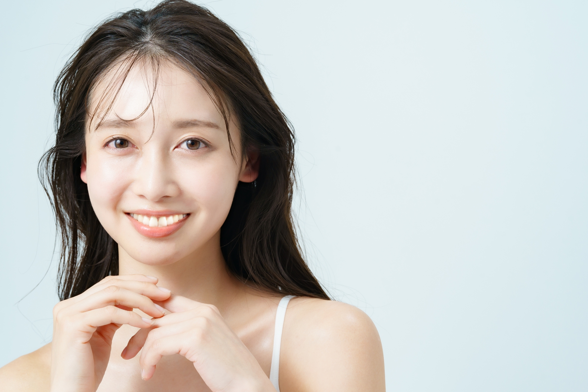 笑顔の女性